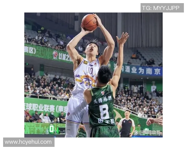 邹雨宸:从篮球新星到职业生涯巅峰的励志之路与成长故事